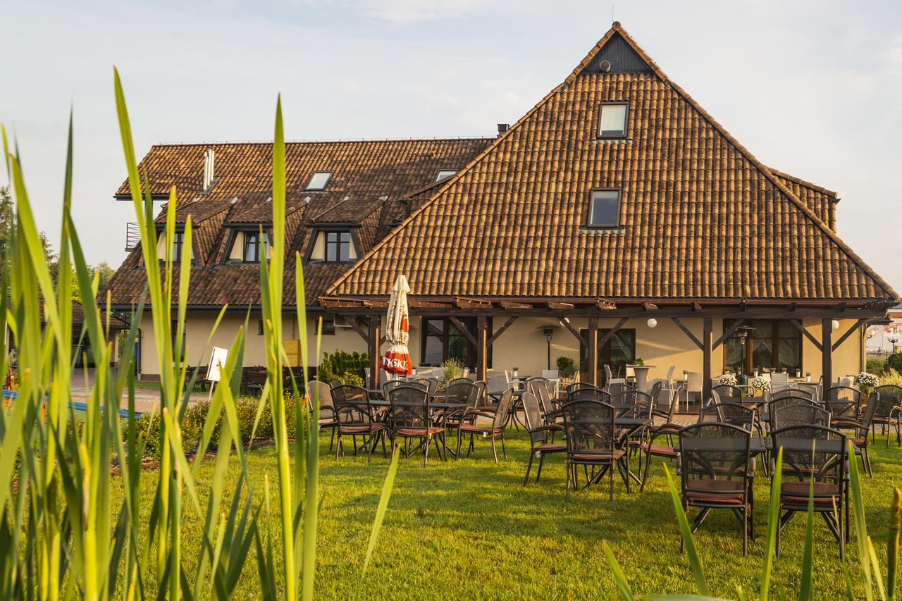 Hotel - Restauracja Platan Sędziszów Małopolski Bagian luar foto